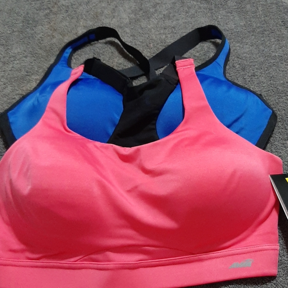 Women sport bras